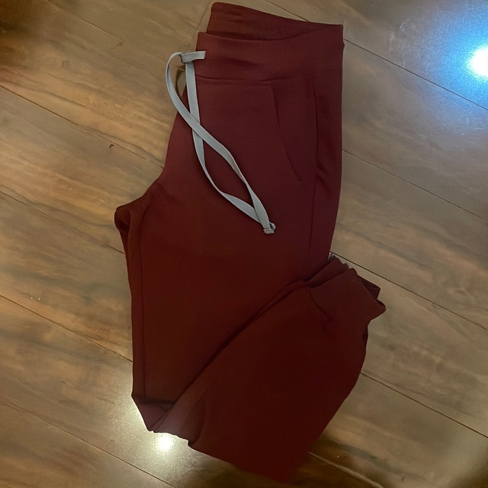Burgundy Zamora Scrub Pants